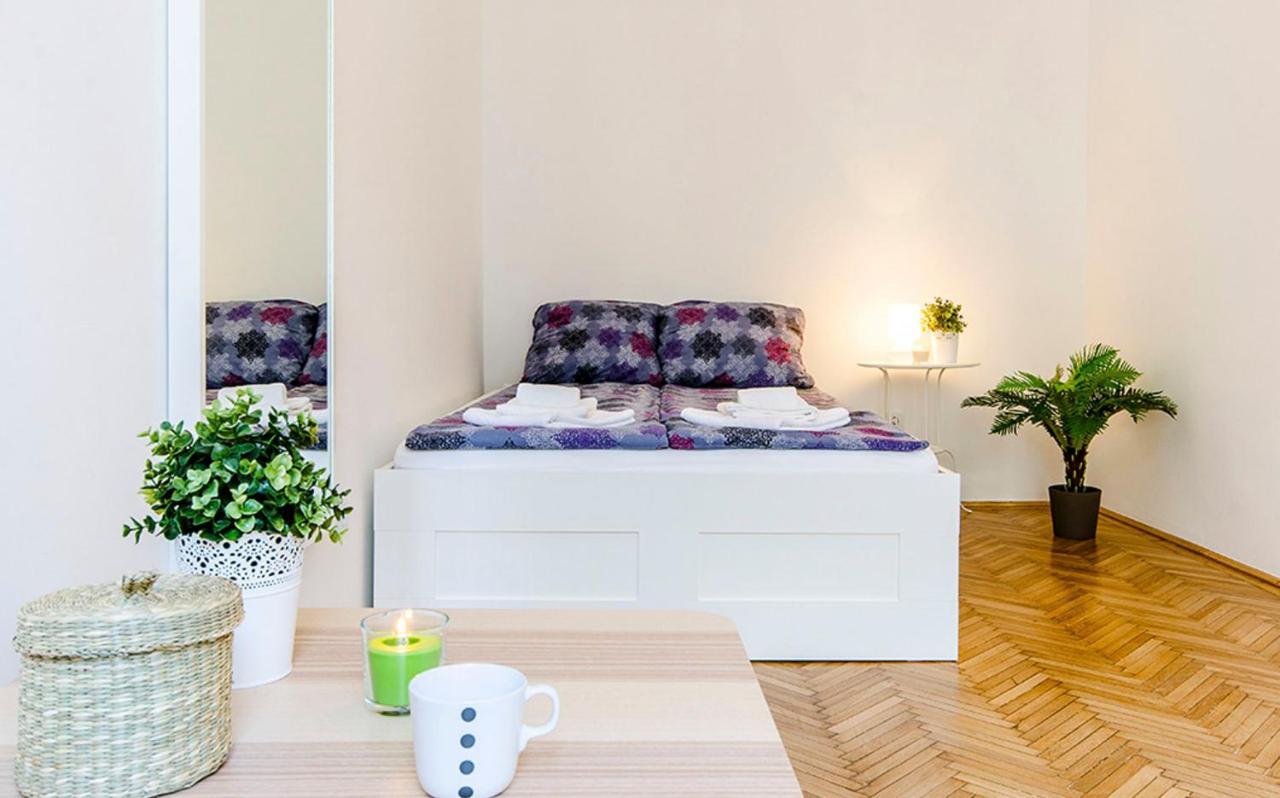 בודפשט Cozy 2 Bedroom Apartment In Terez Boulevard. מראה חיצוני תמונה