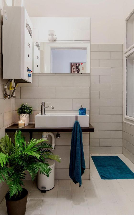 בודפשט Cozy 2 Bedroom Apartment In Terez Boulevard. מראה חיצוני תמונה